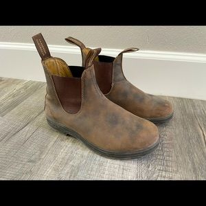 Blundstone Boots - women’s 9-9.5US (6.5 AUS). Great condition!!